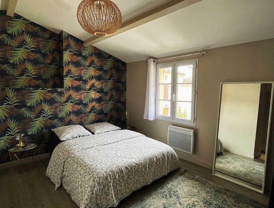 Maison Cosy Avec Parking Gratuit Жарнак Екстериор снимка